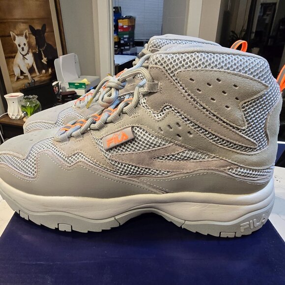 Fila Ranger Boot Mid-Top Suede Shoes Gray / Orange 1BM01277-082 Mens Size 11 NEW - Picture 1 of 9